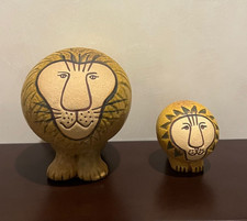 Lot de 2 figurines en