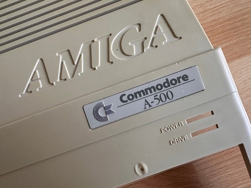 Commodore amiga 500 boîtier - commodore,