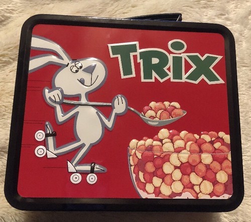Funko loungefly lunch box trix - loungefly,
