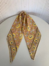 Foulard carré de soie Vintage