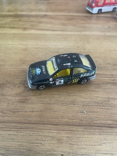 Ancien véhicule miniature - ancien,