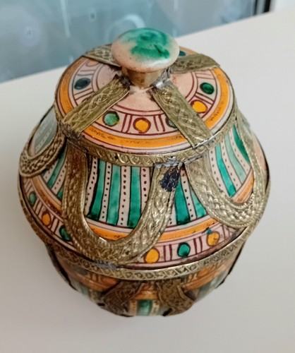 Ancienne jobbana pot beurre - pot, a