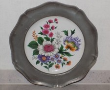 ancienne assiette porcelaine faïence Revol décor fleurs avec support en étain 