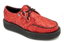 T. U. K.V8877 Tuk Viva Mondo