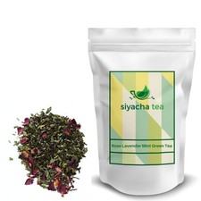 Thé vert à la menthe rose