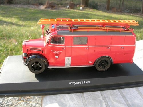 Schuco camion pompier - schuco,