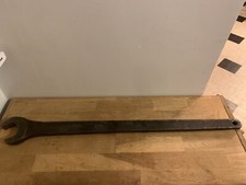 ancienne grande clé plate