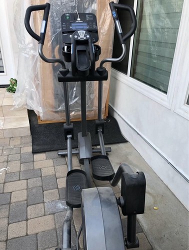 Life fitness elliptical - fitness,