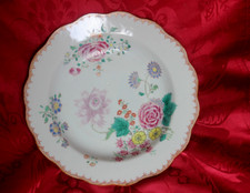 Assiette en porcelaine de
