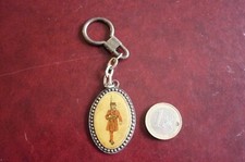 PORTE CLE METAL /  GIN