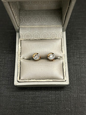 belle paire de boucles