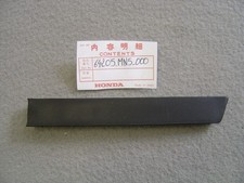 Moulure laterale AV DR