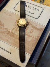ANCIENNE MONTRE MECANIQUE  LOV
