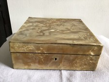 Boîte carré en Bakélite