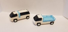 Kinder montable  2 petits camions  FERRERO
