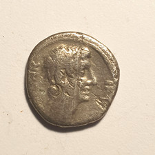 Pièce ROMAINE - OCTAVE/AUGUSTE - Quinaire frappé à Ephèse en 29 av. J.-C. ARGENT