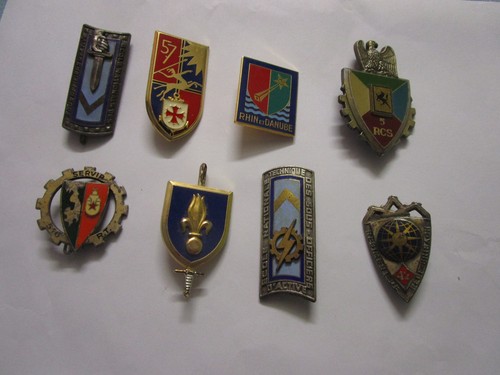 Lot insignes militaires - lot,