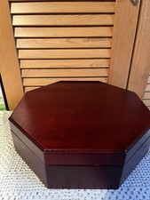 Boîte Hexagonale En Bois 