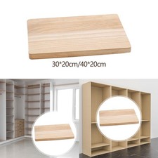 Planches de bois brut