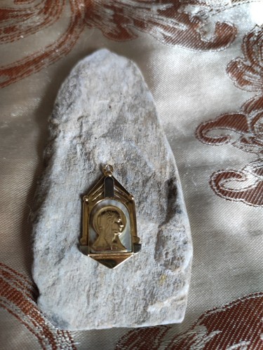 Médaille vierge nacre - vierge, et