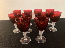 9 verres à vin rouge modèle grand lieu cristal de Saint Louis (prix à la pièce)