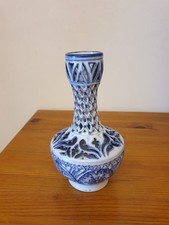 Vase bleu et blanc en