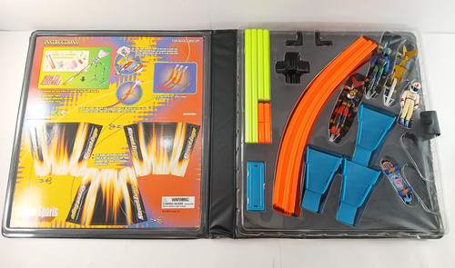 Vtg 2001 extreme sports - 2001,