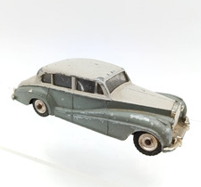 DINKY TOYS ROLLS- ROYCE SILVER