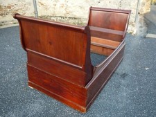 Lit bateau pliant Charles X ou lit d'alcôve XIX siècle /acajou