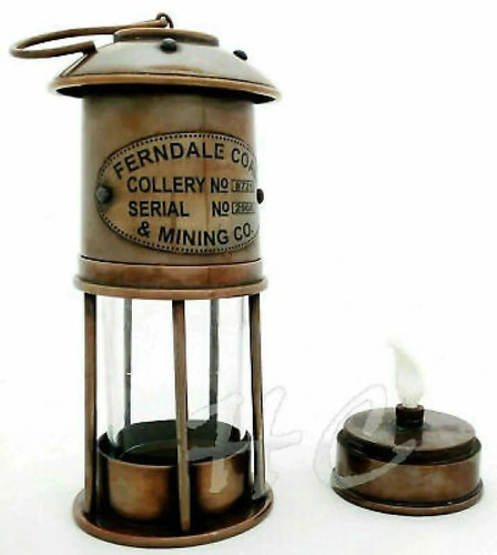 Ancienne lampe pétrole - ancienne, à