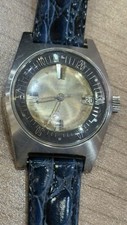 Montre de plongée vintage