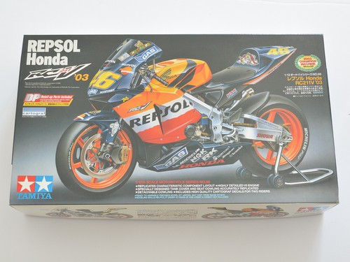 Tamiya 14096 honda rc211v - rc211v, 03'