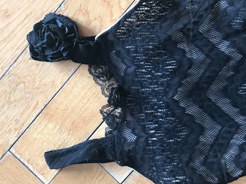 Deux trois girls lace - an,