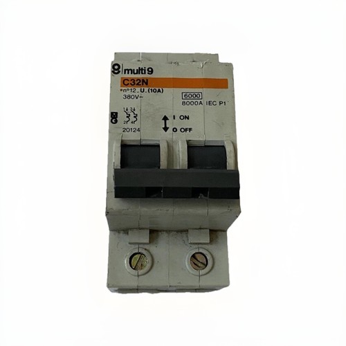 Disjoncteur merlin gerin multi - disjoncteur,