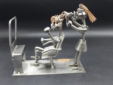 PERSONNAGES METAL  COIFFEUSE