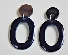  BUFFALO HORN LACQUER EARSTUD