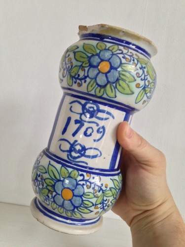 Beau pot albarello faience - beau,