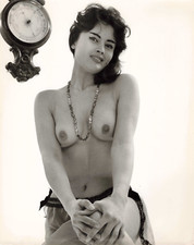 60's photo de presse nu artistique charme glamour Russell Gay Paris Hollywood