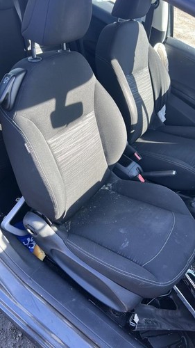 Siege avant droit peugeot 208 - siege,