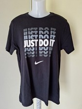 T-SHIRT TAILLE L MARQUE NIKE