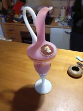 vase aiguillère avec camée