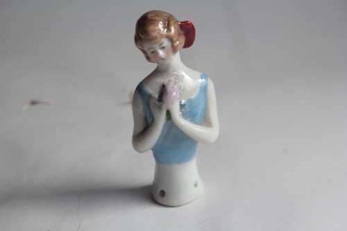 Demi figurine porcelaine - , femme