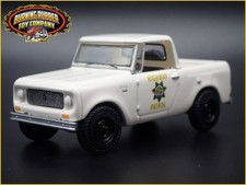 1964 64 INTERNATIONAL HARVESTER SCOUT CALIFORNIA HIGHWAY PATROL 1:64 Moulé Auto
