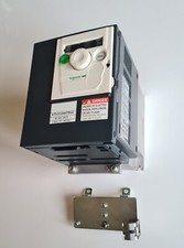 VARIATEUR de vitesse Schneider ATV312H075N4 / 0,75kW Triphasé * Très bon état *