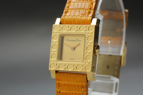 Near mint christian dior - christian,