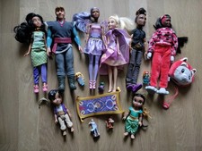 Lot Poupées Barbie, Disney, Monster High Bon État