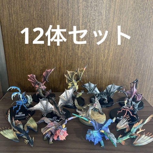 Lot figurines animées - 12,
