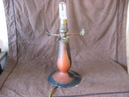 Superbe pied lampe pate - pied,