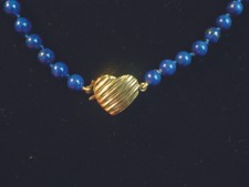 Collier en pierre semi précieuse en Lapis lazuli fermoir plaqué or