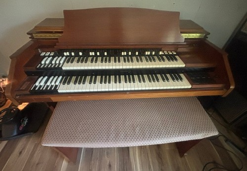 Hammond rt3 organ - hammond, leslie